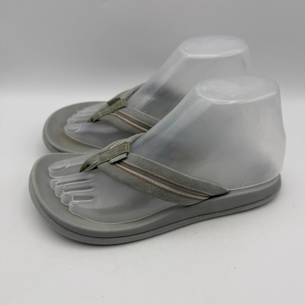 Chaco Flip Flop Sandals Womens 6 Grey Striped LUVSEAT Thong Athletic Casual